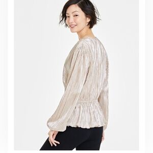 NWT On 34th Metallic Gold Peplum top